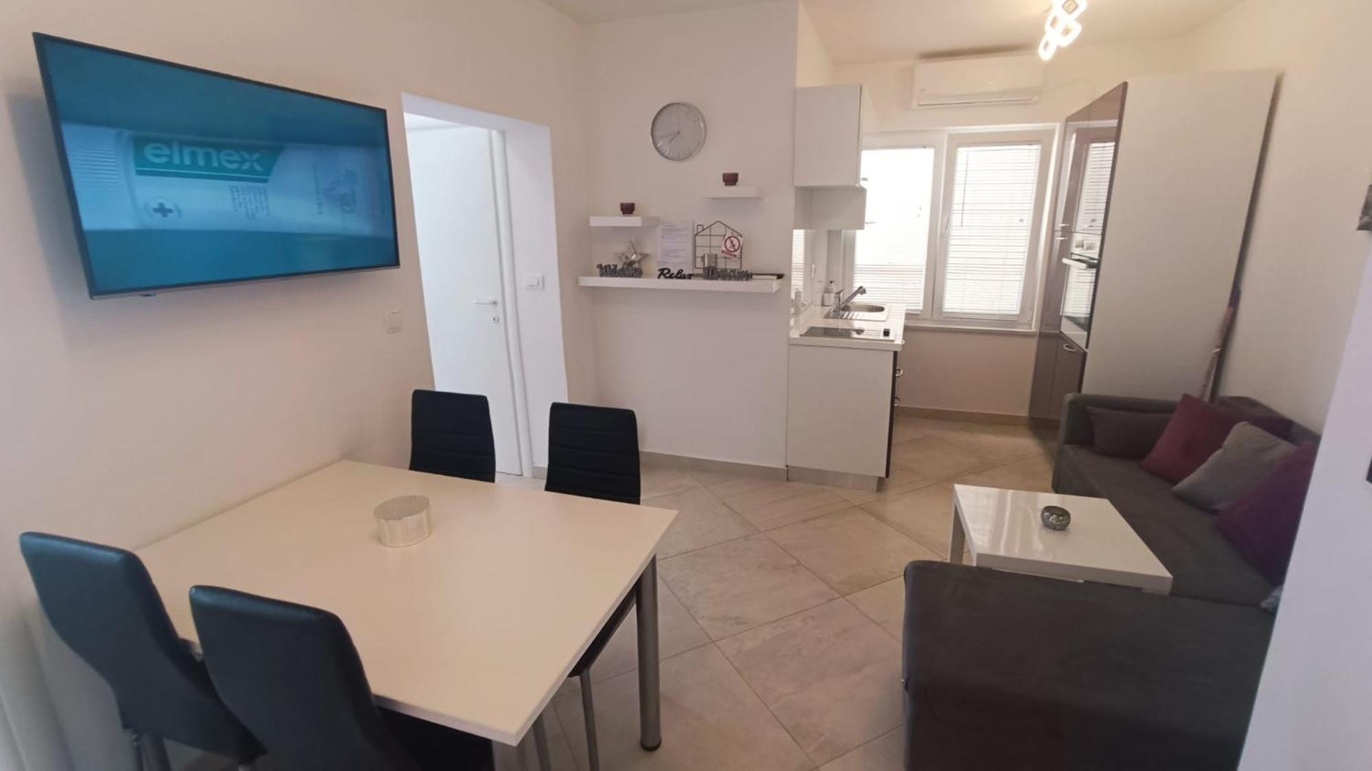 Villa Infinity Pinezići 外观 照片