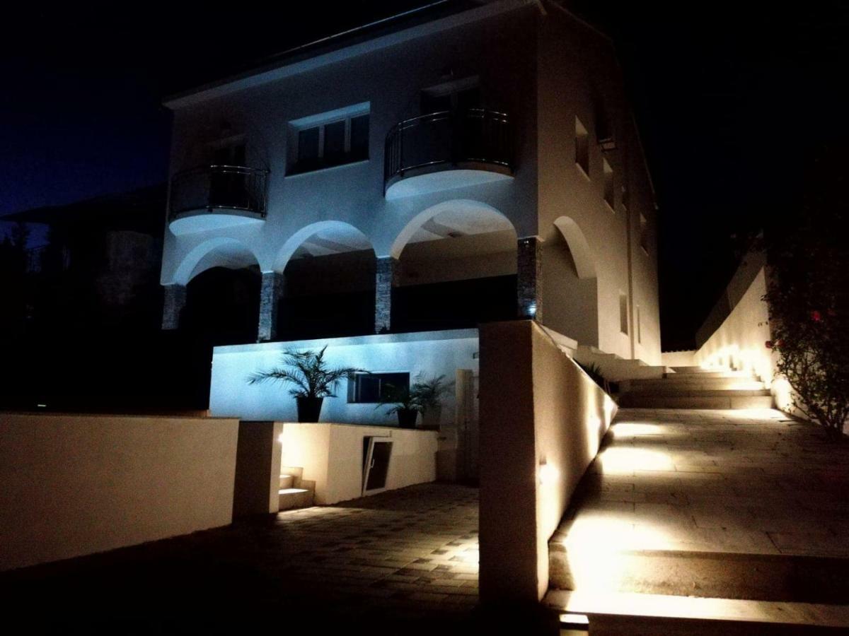 Villa Infinity Pinezići 外观 照片